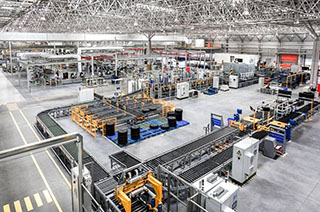 工厂生产